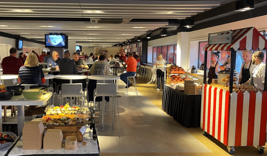 Premium club Paisely lounge